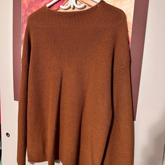 BNWOT Gentle Fawn Tucker Sweater - Picture 2 of 3